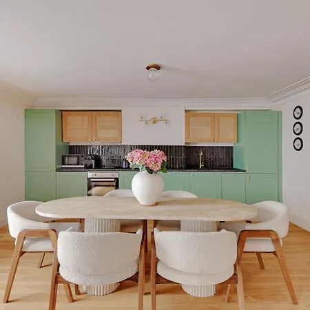 Pick A Flat's In Opera/grands-boulevards - Rue De Provence