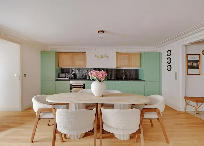 Pick A Flat's In Opera/grands-boulevards - Rue De Provence